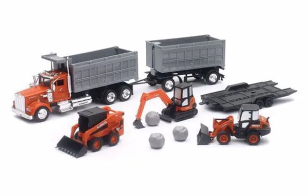 KUBOTA TOY - CONSTRUCTION EQUIPMENT & DUMP TRUCK PLAYSET